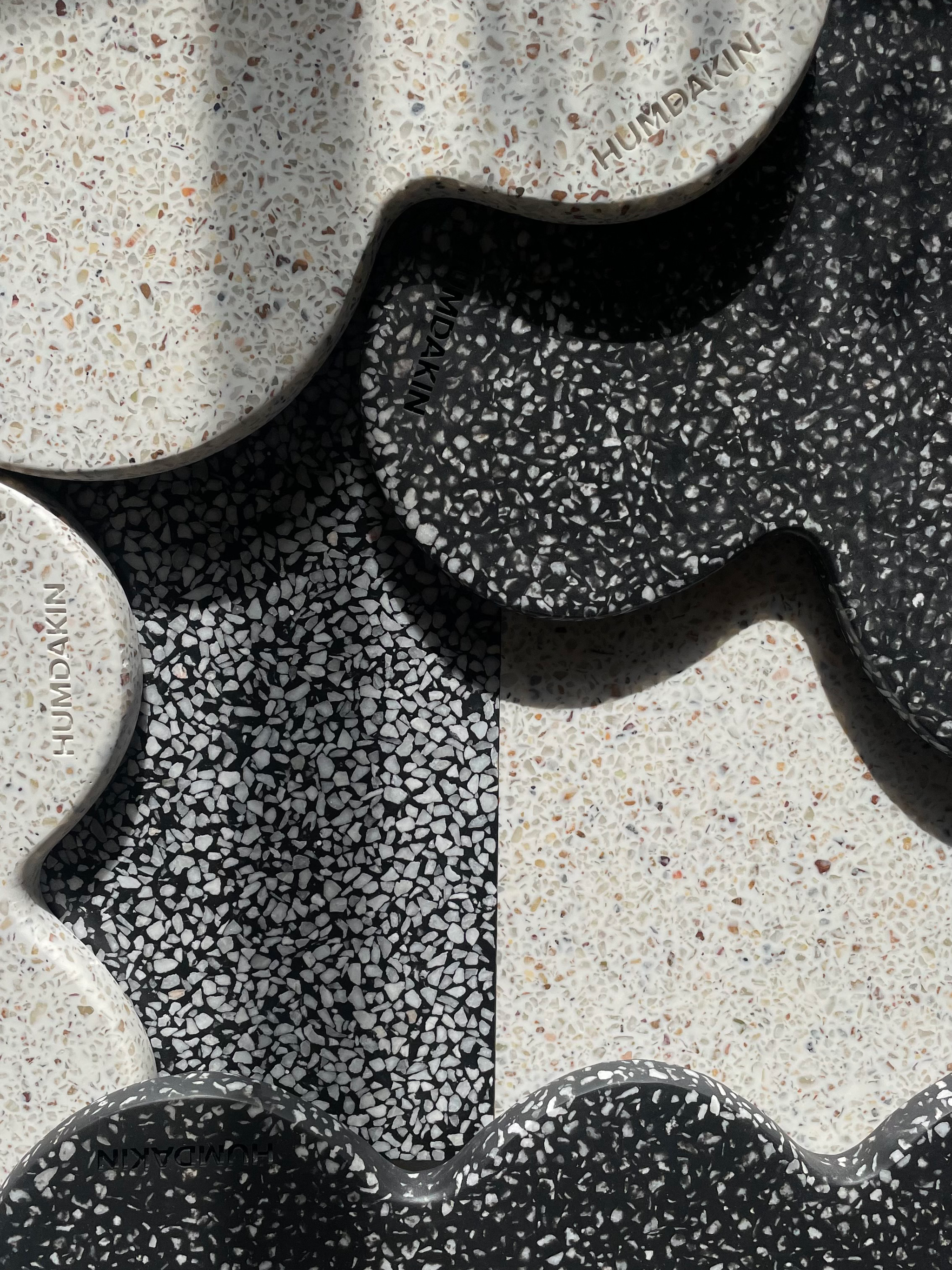 HUMDAKIN Torino - Terrazzo Board Terrazzo 138 Red/Beige