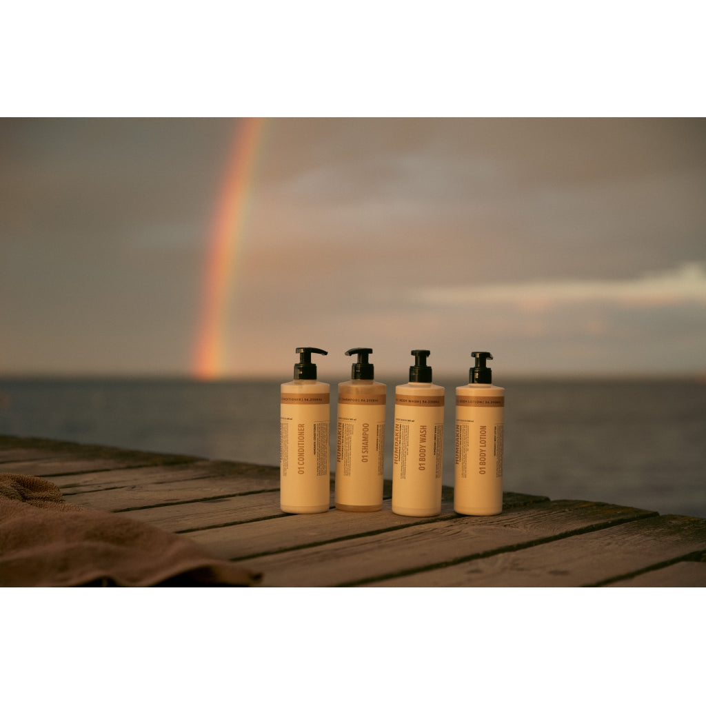 HUMDAKIN 01 Body Lotion 500 ml. - Chamomile & Sea Buckthorn Hair and Body care 00 Neutral/No color